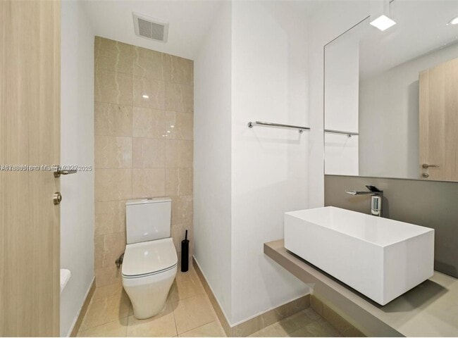 Photo - 1000 Brickell Plaza Unidad 3508