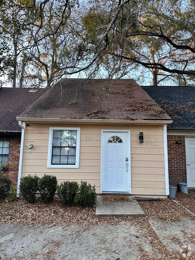 Building Photo - 922 S Lipona Rd Rental