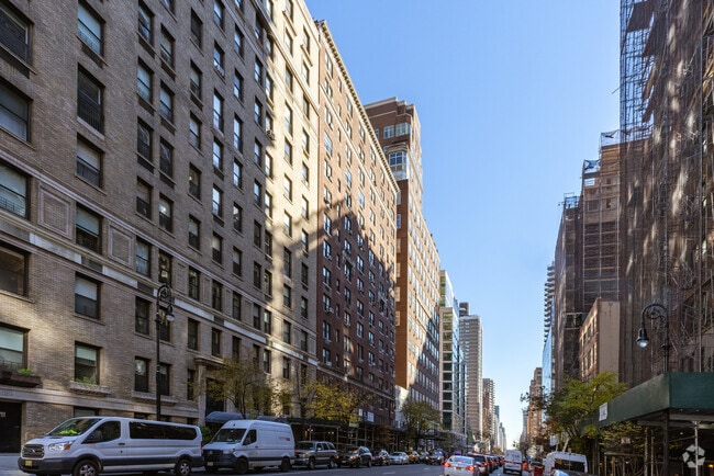 Photo - 115 E 86th St