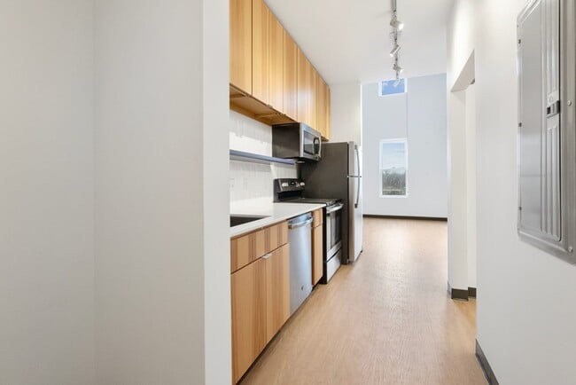 Photo - State Street Riverfront