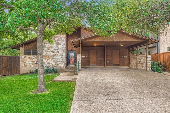 Building Photo - 2309 Westoak Dr Rental