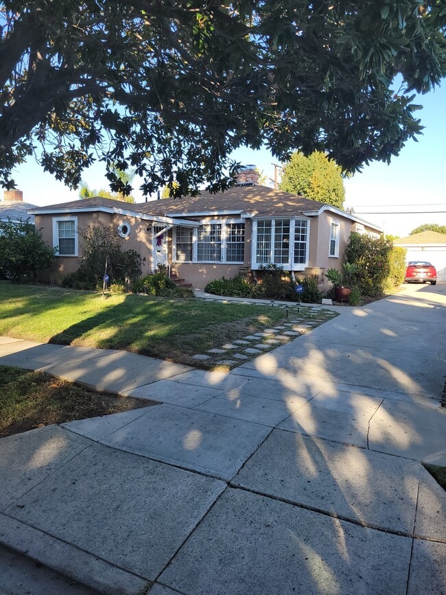 Front and long extra wide driveway