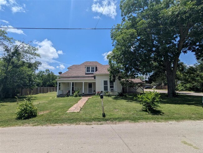 Photo - 1319 Grace St