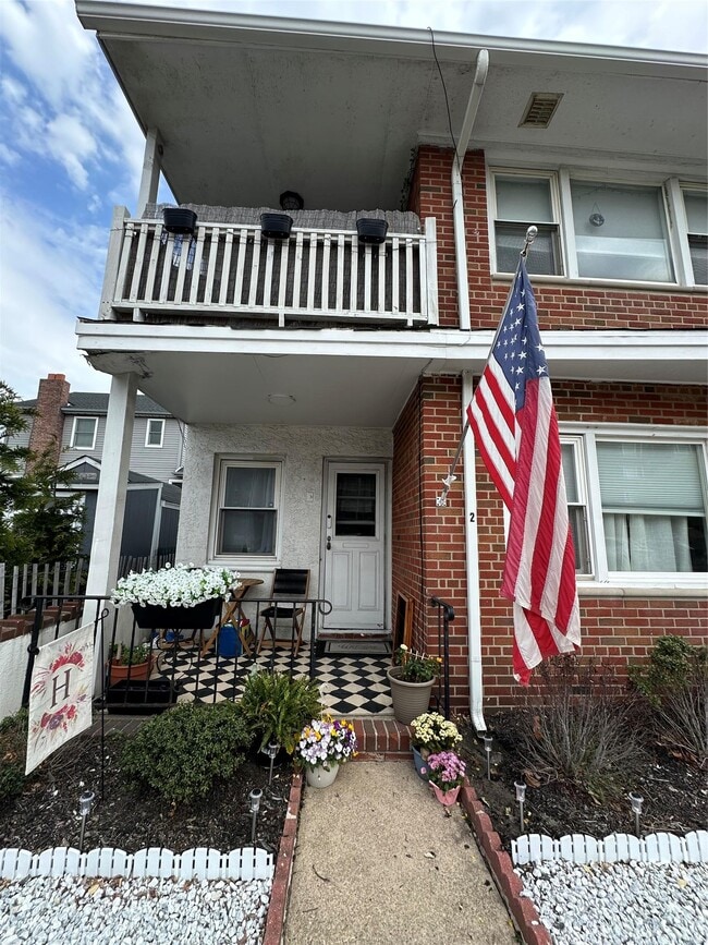 Photo - 725 E Broadway Unit 2 Lower