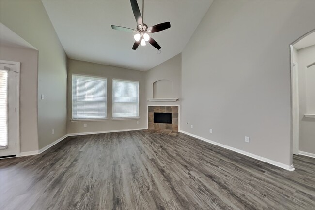 Building Photo - 20519 Spring Mission Ln Rental