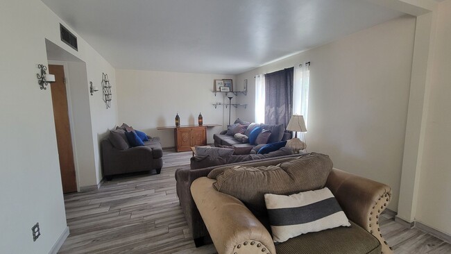 Photo - 2313 San Lorenzo Ave