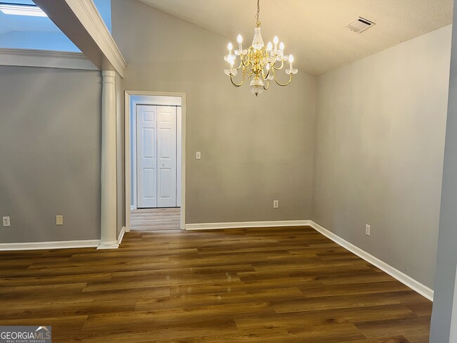 Photo - 165 River Park Dr