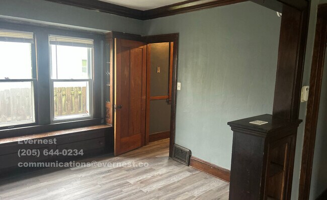 Photo - 3046 E 130th St