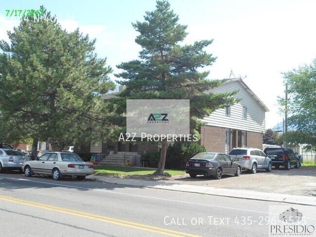 Building Photo - 654 N 400 W St