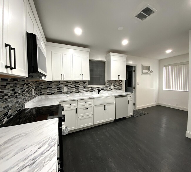 Photo - 3521 NW 29th St