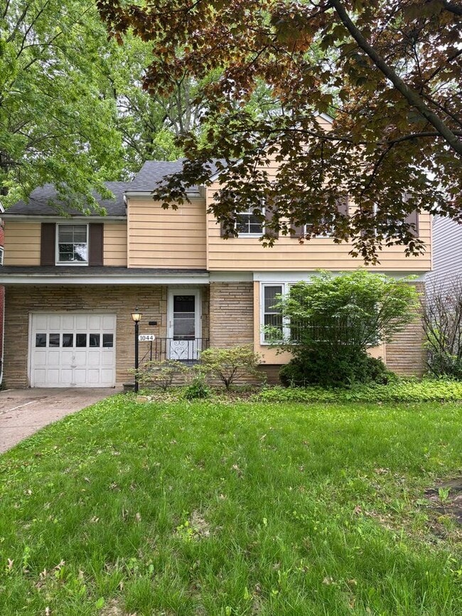 Charming 3 beds 1.5 baths in South Euclid! - Charming 3 beds 1.5 baths in South Euclid! Casa