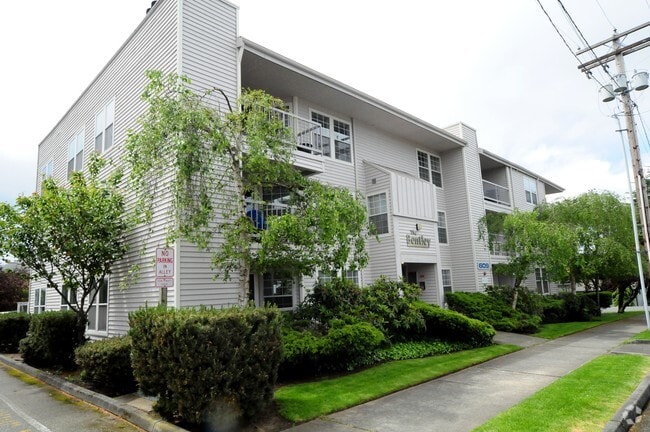 The Bentley - The Bentley Apartments