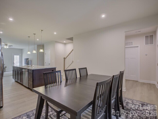 Photo - 6377 Ashton Pk Dr