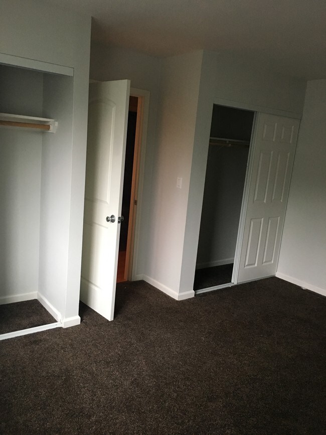 Photo - 389 Half Moon Ln