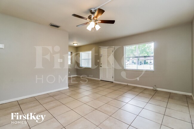 Photo - 10929 N Edison Ave