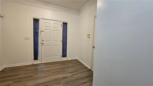 Photo - 1501 Parc Main St