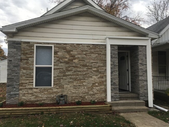 Photo - 1313 East Walnut