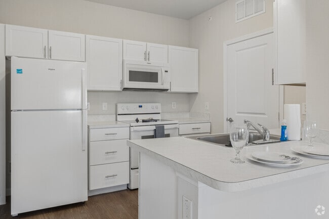 1BR, 1BA - 731SF - Kitchen