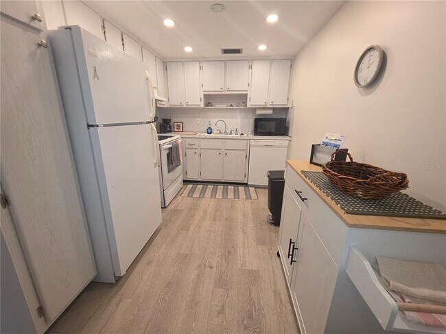 Photo - 8454 111th St N Unit 104