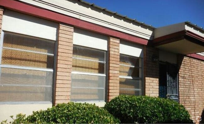 Building Photo - 1481 Alamo St Unit A Rental