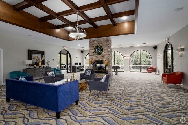 Casa club - Meadowbrook Apartments