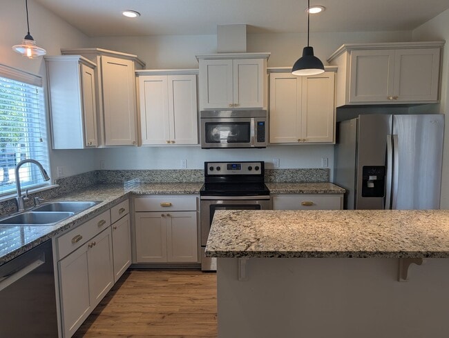 Photo - 1500 Darlene Dr