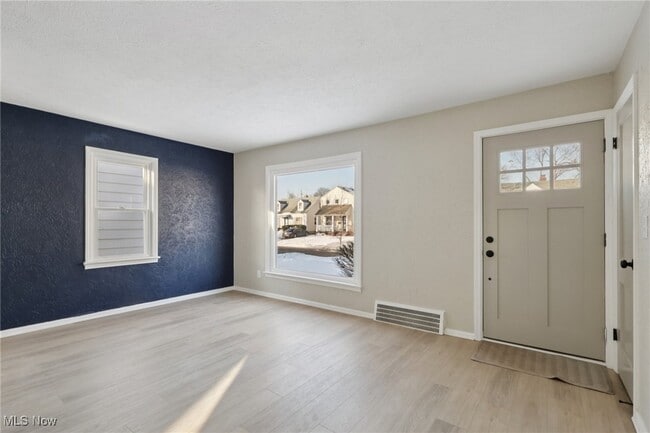 Photo - 21316 Watson Rd