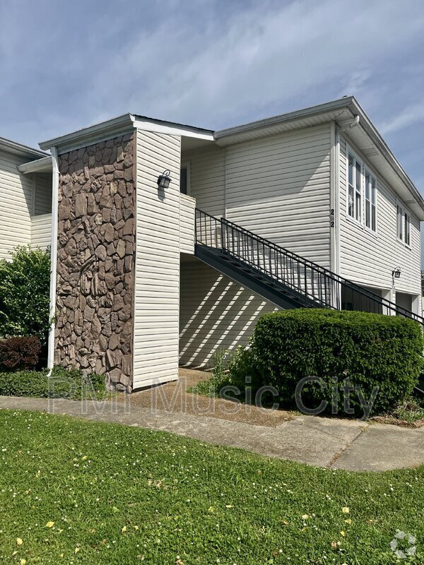 Building Photo - 810 Bellevue Rd Unit 272 Rental
