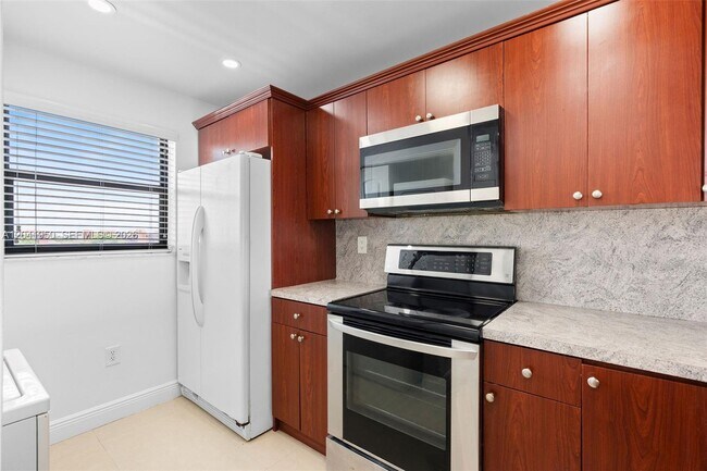 Photo - 10288 NW 9th St Cir Unit 501