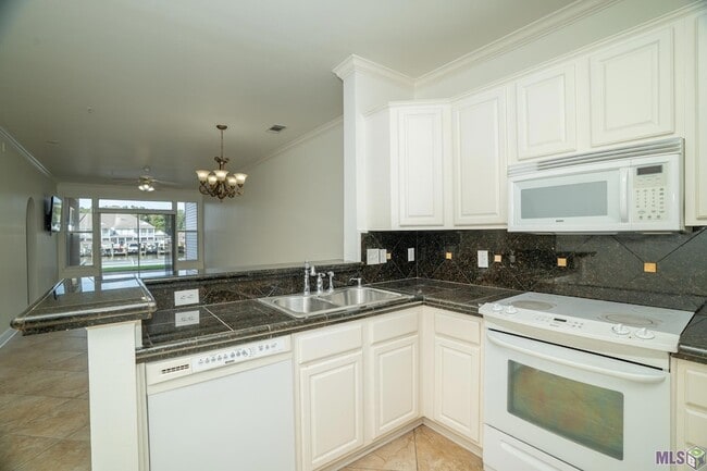 Photo - 12386 River Highlands Dr Unit B