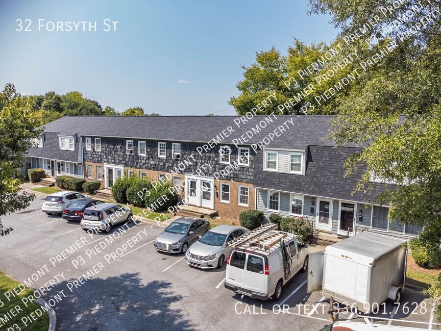 Photo - 32 Forsyth St