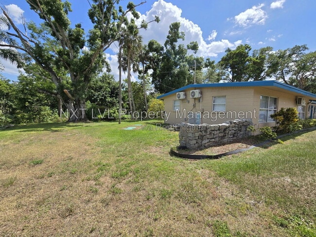 69 E Mariana Ave