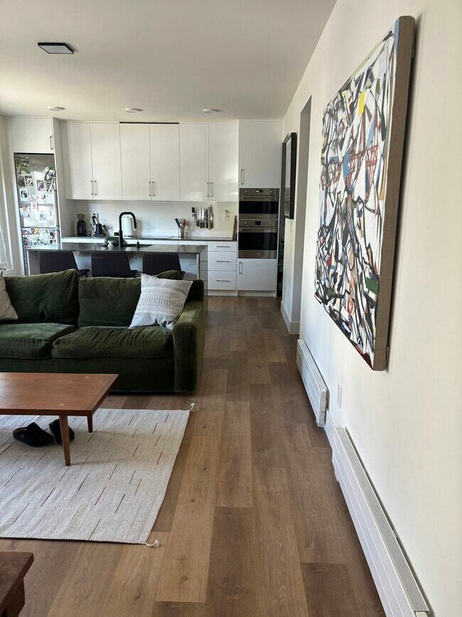 Photo - 203 Carl St Unit A