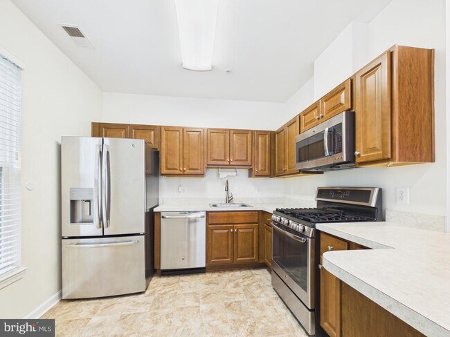 Photo - 3527 Piney Woods Pl Unit H002