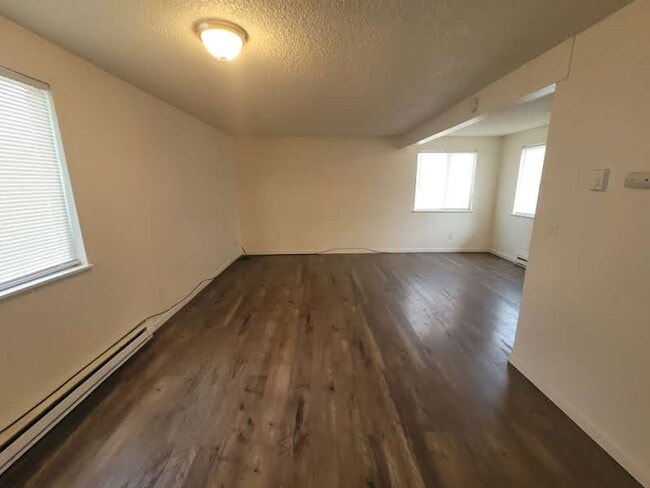 Photo - 13323-13325 Clairmont Way Unit 13323