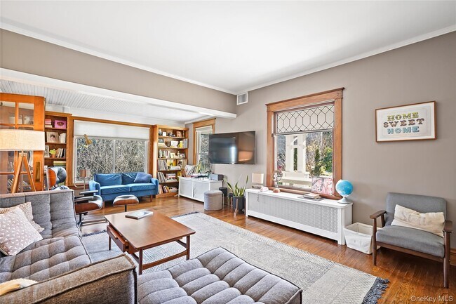 Photo - 51 Edgemont Rd