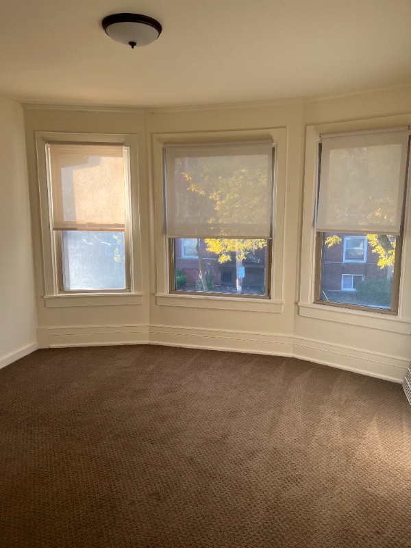 Photo - 2700-2702-2702 N Stowell Ave Unidad 2702