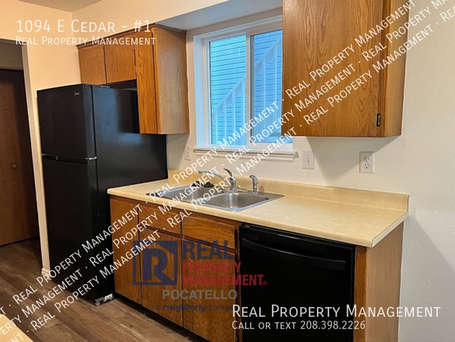 Photo - 1094 E Cedar-#1 Unit #1