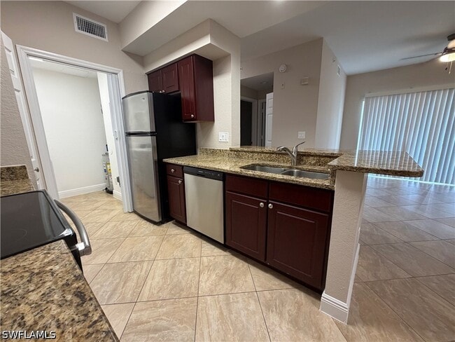 Photo - 4635 St Croix Ln Unit 1214