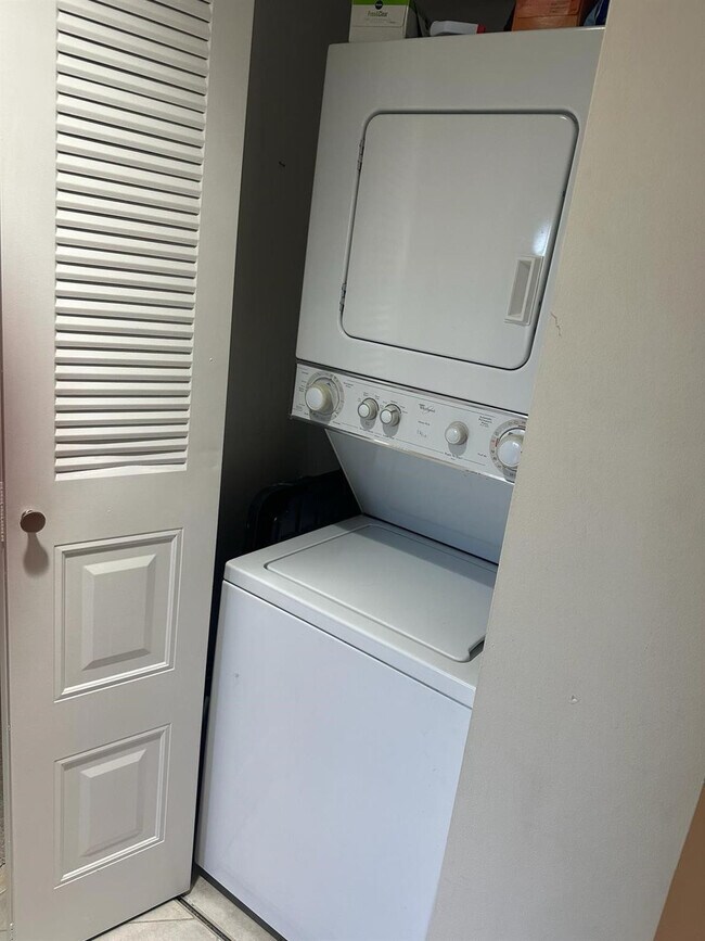 Photo - 1501 Cayman Way Unidad K2