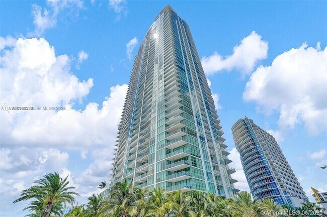 Building Photo - 2900 NE 7th Ave Unit 3003 Rental