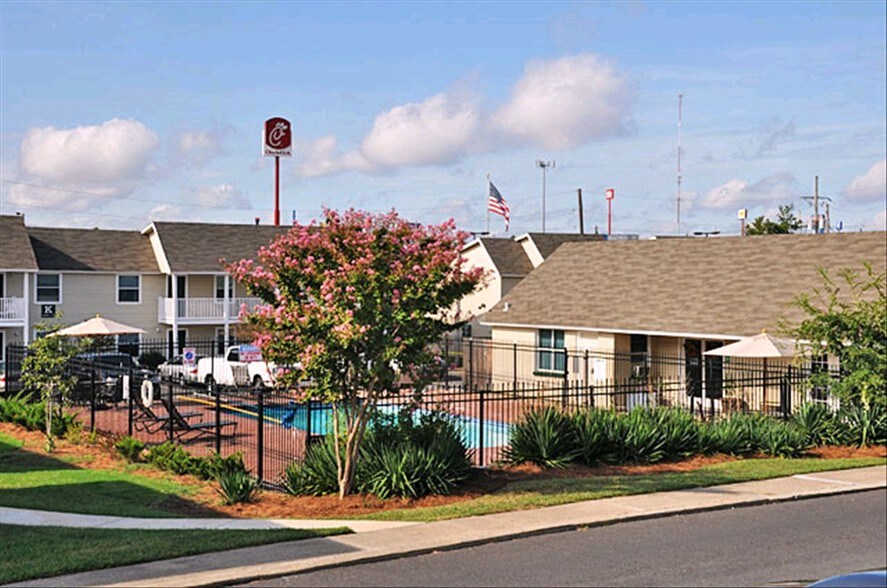 Shadow Glen Apartments For In West Monroe La Shadow Glen Apartments 1001 Glenwood Dr West Monroe La 71291