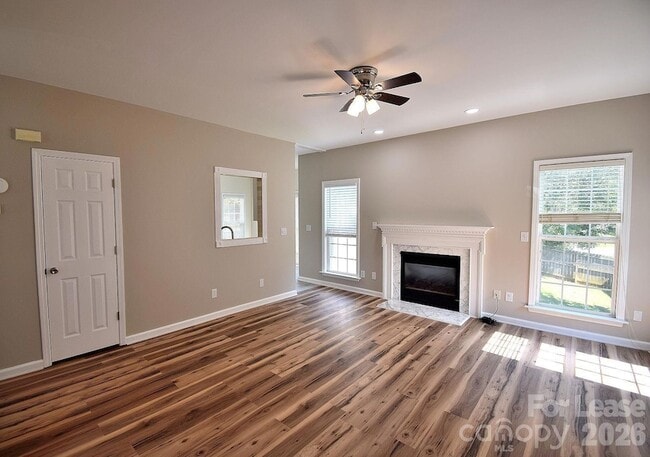 Photo - 2941 Glen Summit Dr