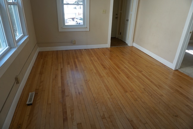 Photo - Single Family House Close to U of M Campus