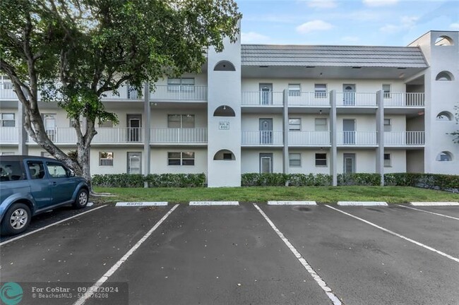 Photo - 8100 Sunrise Lakes Blvd Condo Unit 303