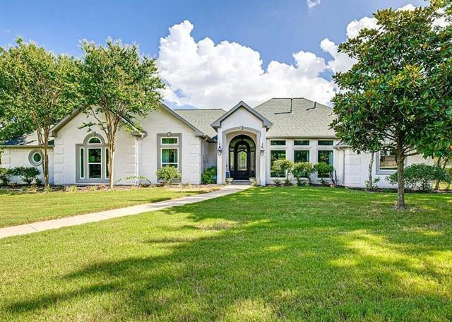 Building Photo - 400 Chippendale Dr