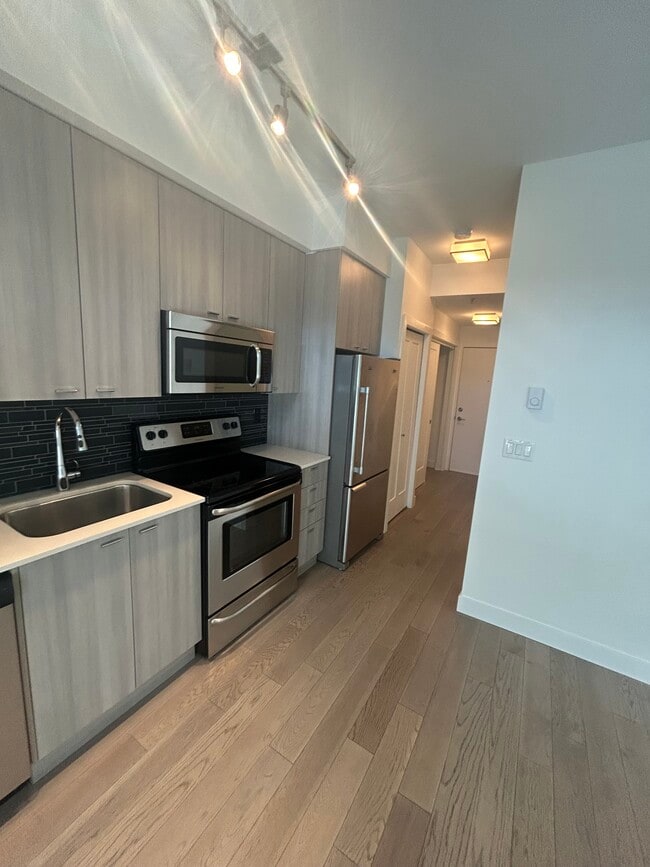 Photo - 3090 Gladwin Rd Unité 214