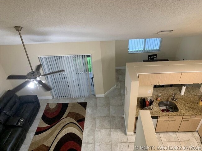 Building Photo - 858 NW 92nd Ave Unit 858