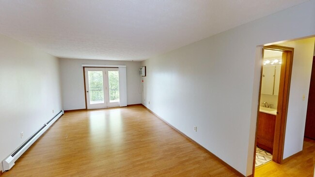 Building Photo - 816 Pearson Cir Unit #5 Rental