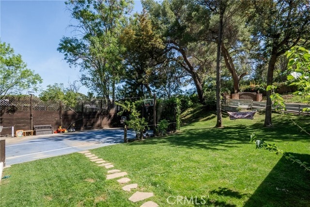 Building Photo - 3791 Multiview Dr